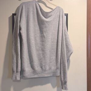 COPY - Off the shoulder cashmere sweater
